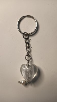 Schlüsselanhänger Herz Glas weiss
