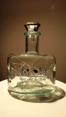 Karaffe beschriftet mit Solar Beleuchtung