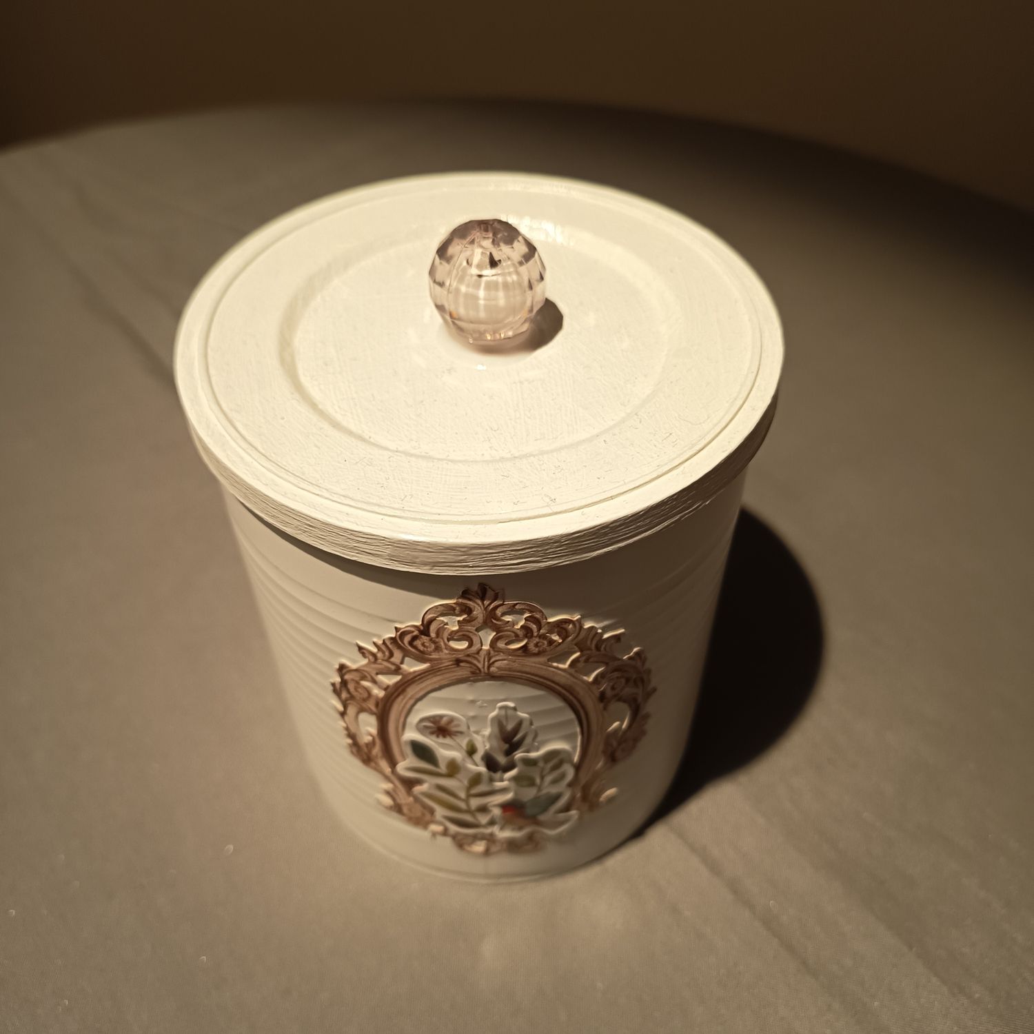 Dose Rahmen mit Blumen