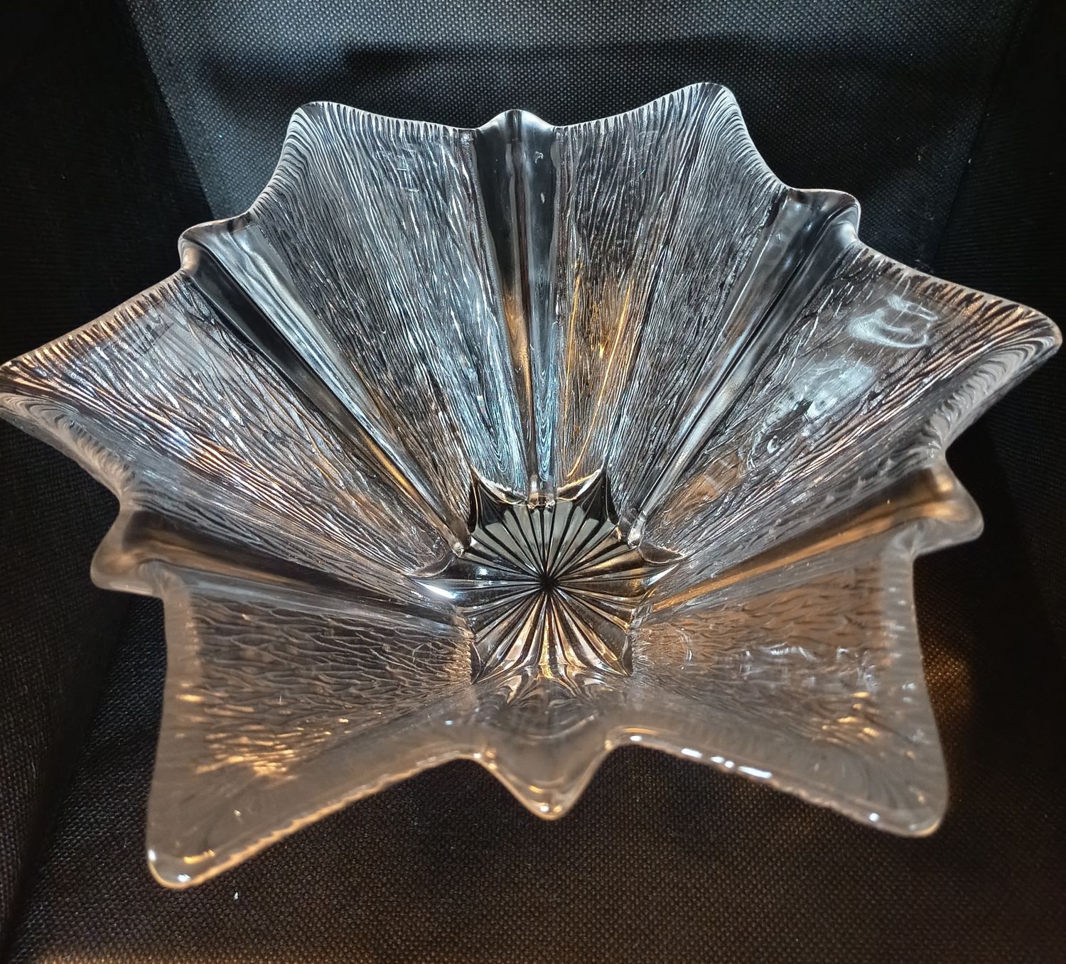 Schwere dekorative Kristallglas / Glasschale Sternform – 28 cm