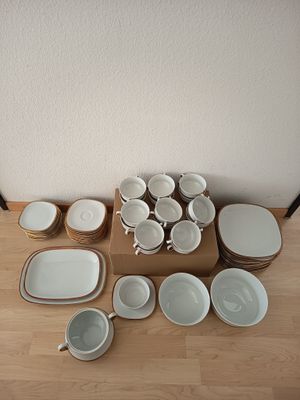 Geschirr Konvolut 67teilig Langenthal Porzellan Geschirr Konvolut 67teilig Langenthal Porzellan