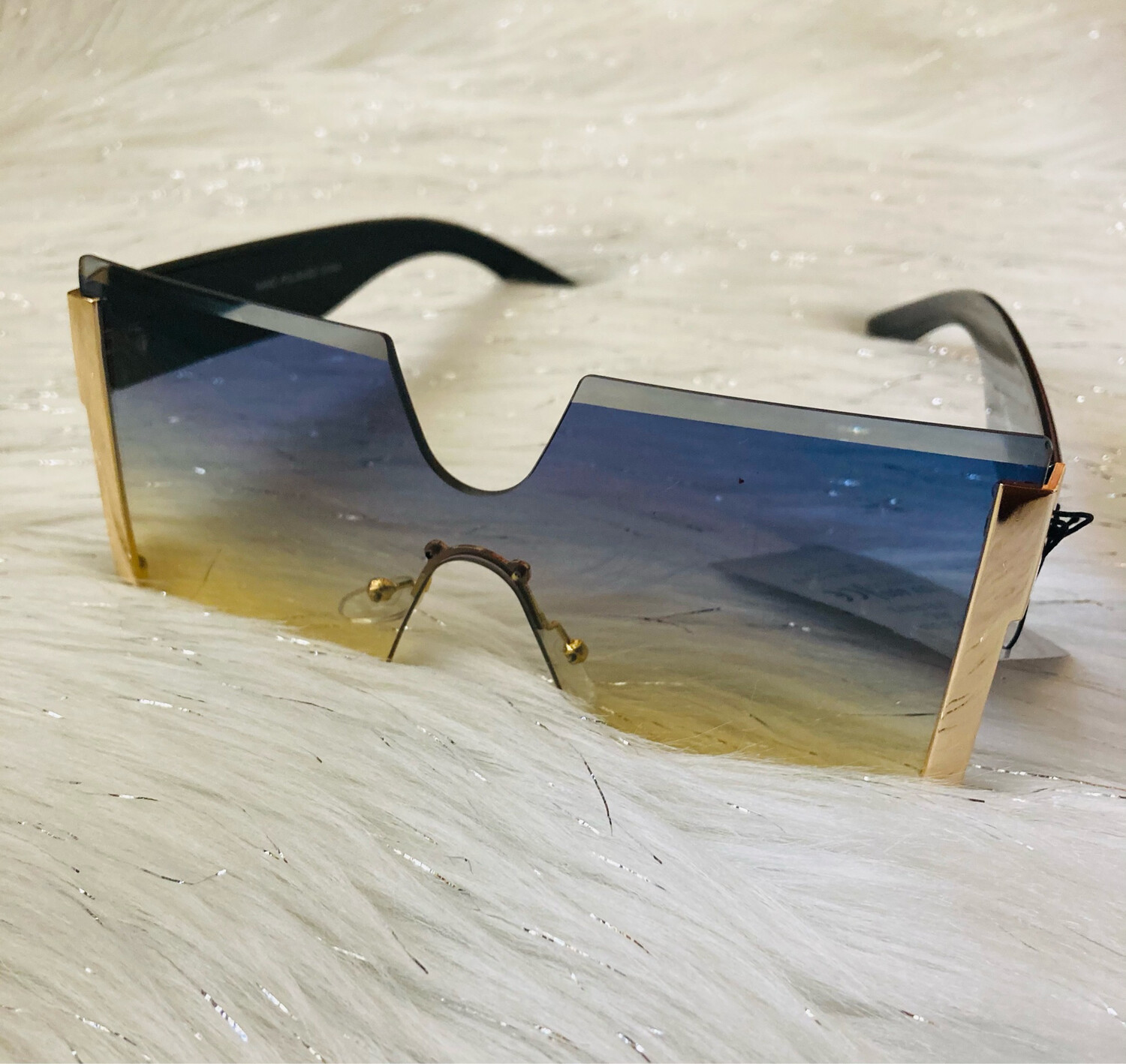 “BLUE SHADE” SUNGLASSES