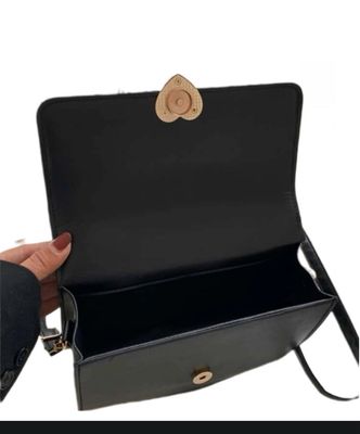 BLACK CROSSBODY