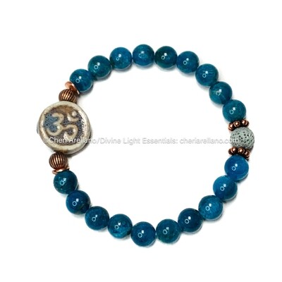 Apatite Bracelet: Om Pendant Apatite Bracelet: Om Pendant
