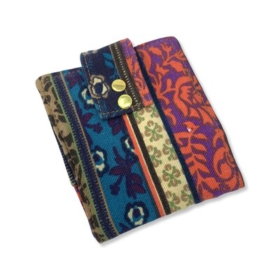Flower Roller Bottle Case (holds 6, 10 ml roller bottles) Flower Roller Bottle Case (holds 6, 10 ml roller bottles)