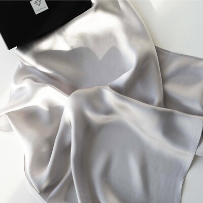 100% silk scarf "Light grey"