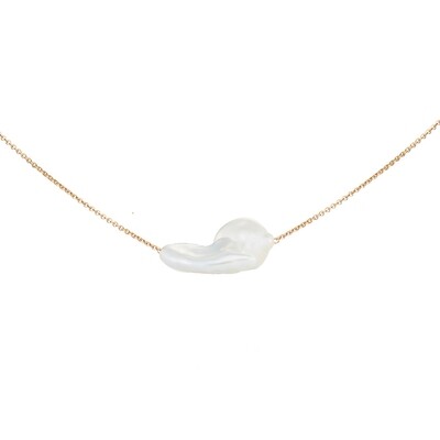 Gold plated necklace with natural Baroque pearl