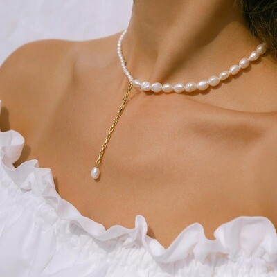 Natural pearl necklace "Esperanza"