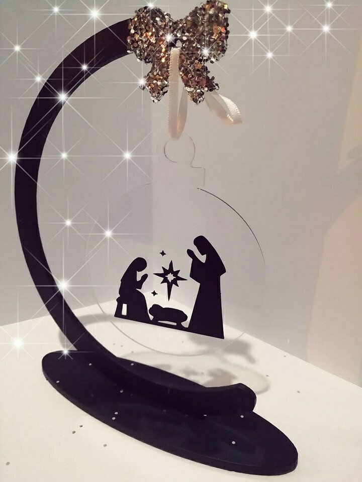 8cm Flat Acrylic baubles, The birth of Jesus story