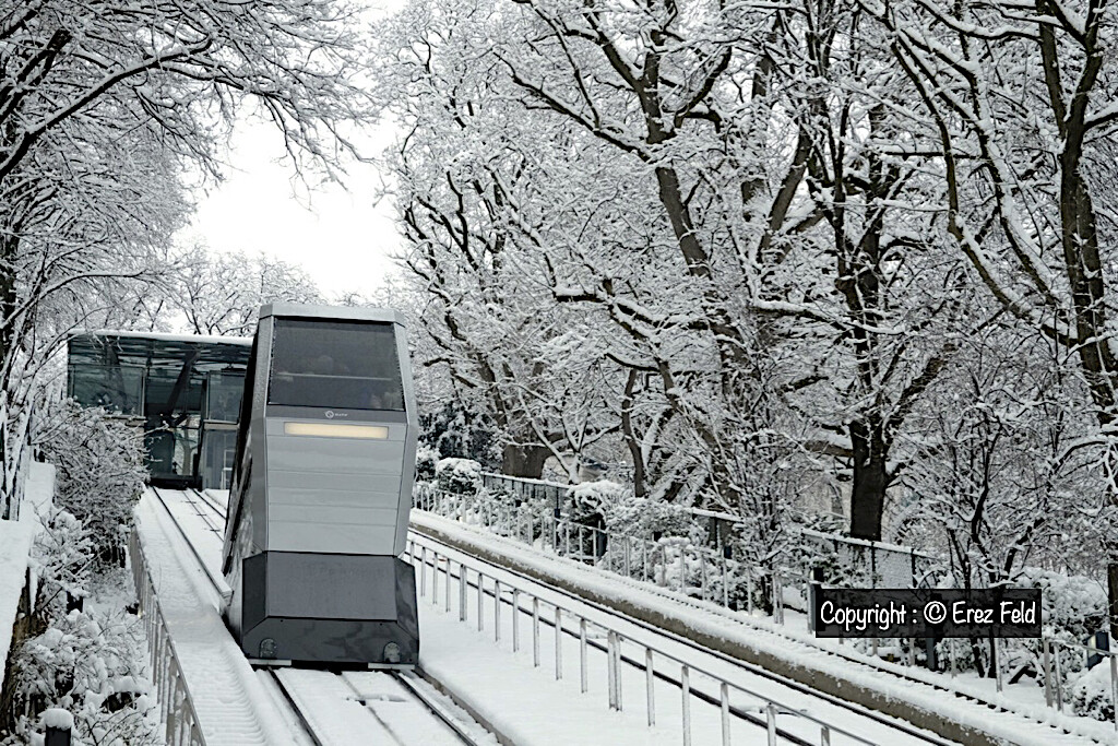Montmartre's Funiculaire Montmartre's Funiculaire