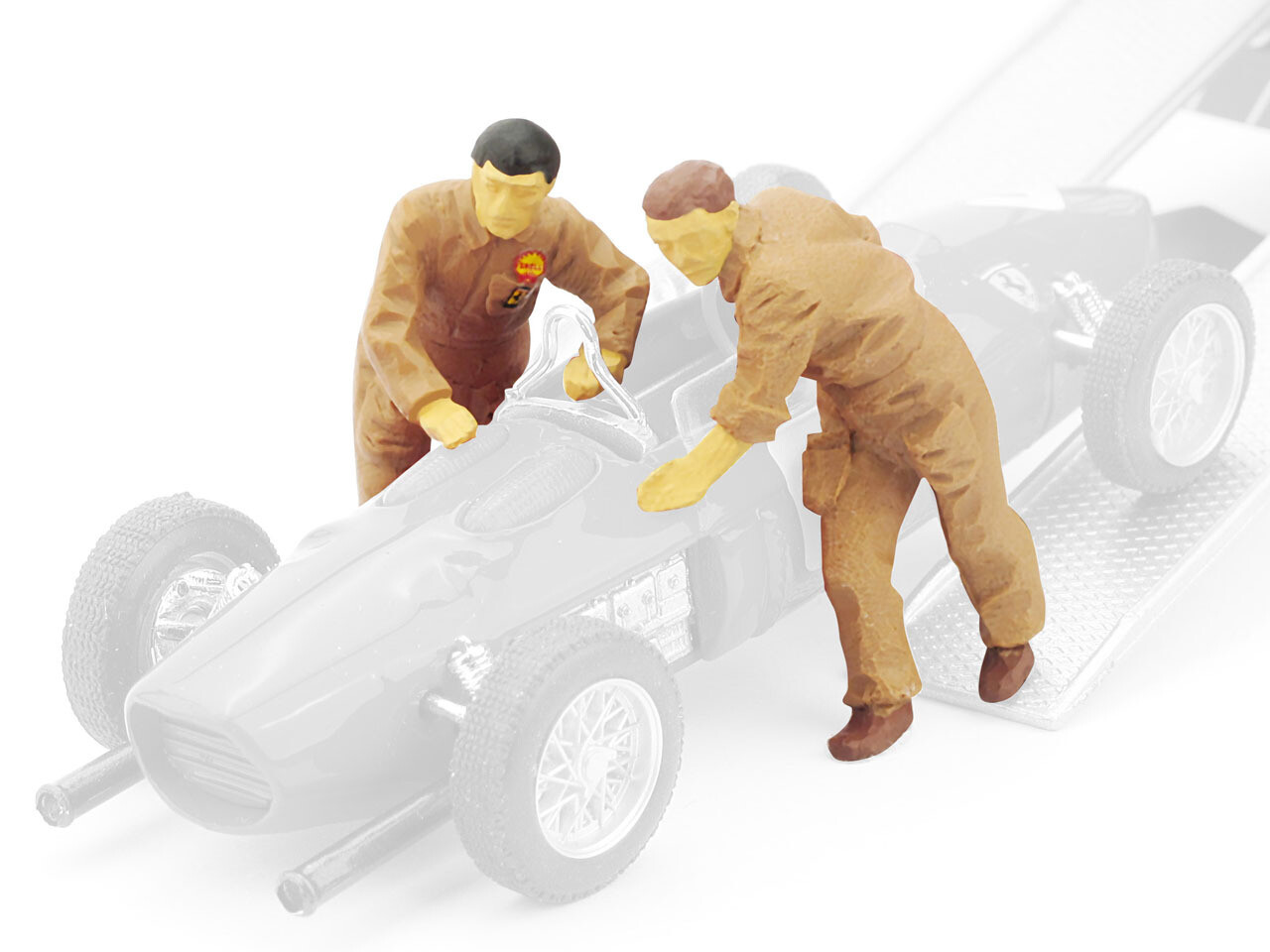 MECCANICI FERRARI CHE SCARICANO L&#39;AUTO 1961