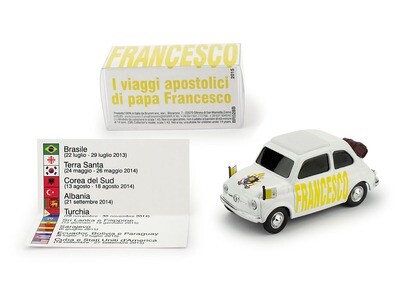 BR028B FIAT 500 BRUMS HABEMUS PAPAM FRANCESCO