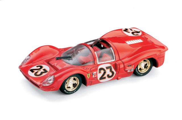 Ferrari 330P4 24h Daytona 1967 1°, 2°, 3° SET