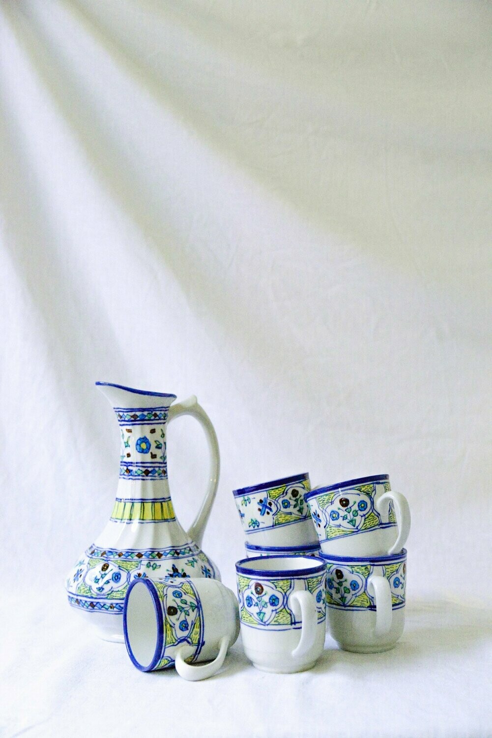 Porzellan Krug & Tassen SET