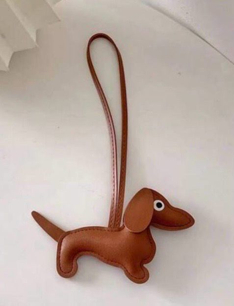 The New Puppy fashion leather dog keychain