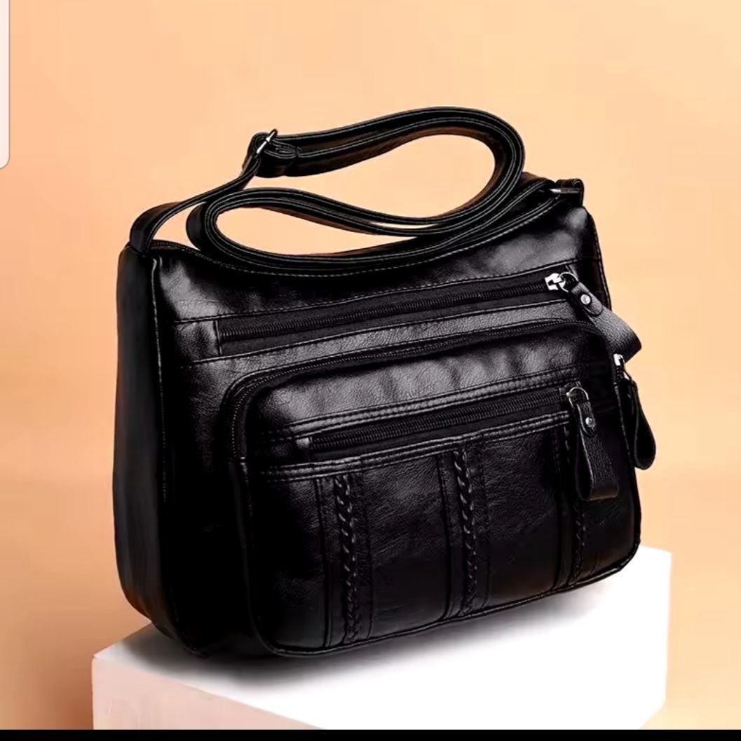 Casual Women&#39;s Shoulder Bag