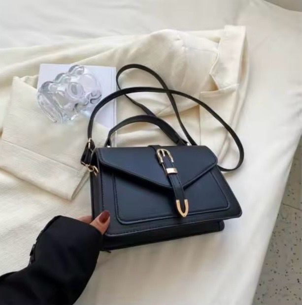 Fashionable Shoulder Crossbody Bag