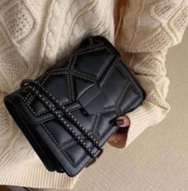 Fashion Crossbody Chain Shoulder Bag For Women