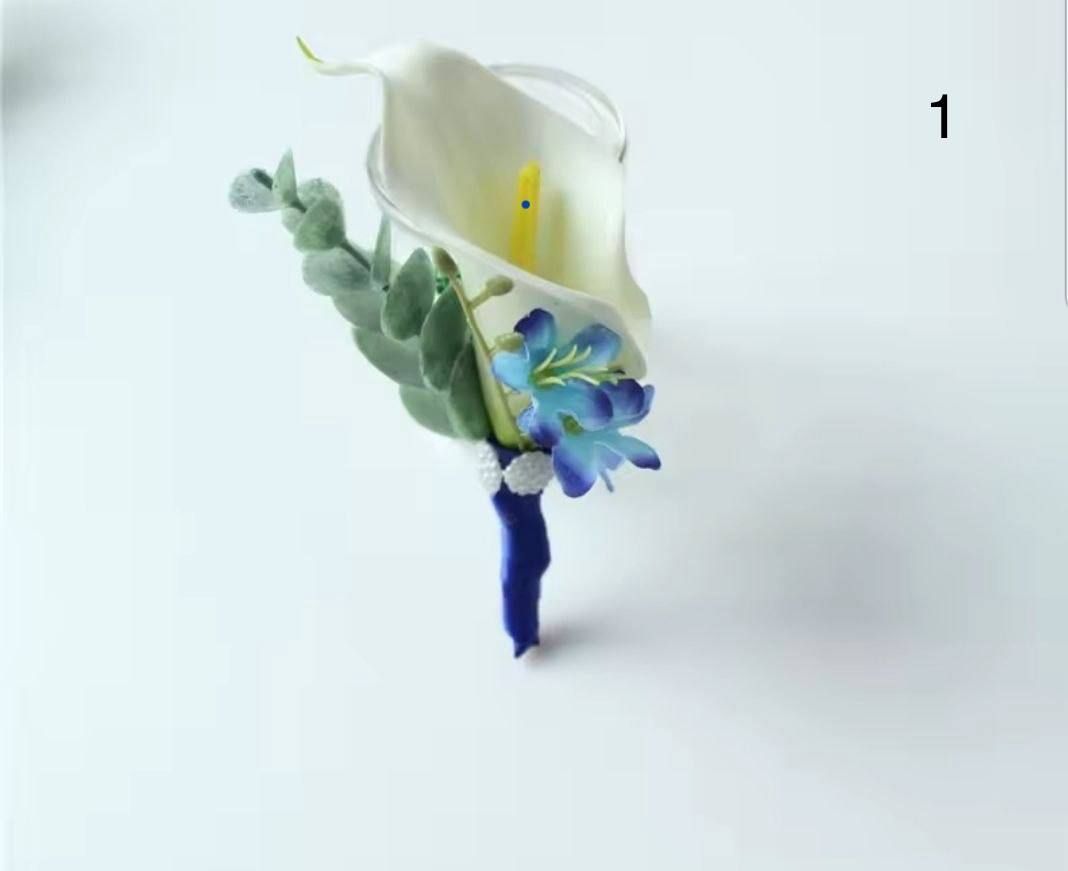 Roses for the suit boutonniere