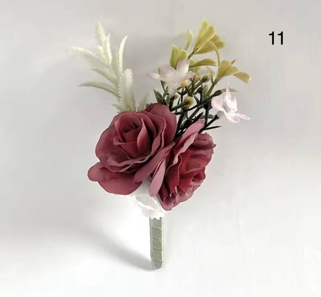 Roses for the suit boutonniere