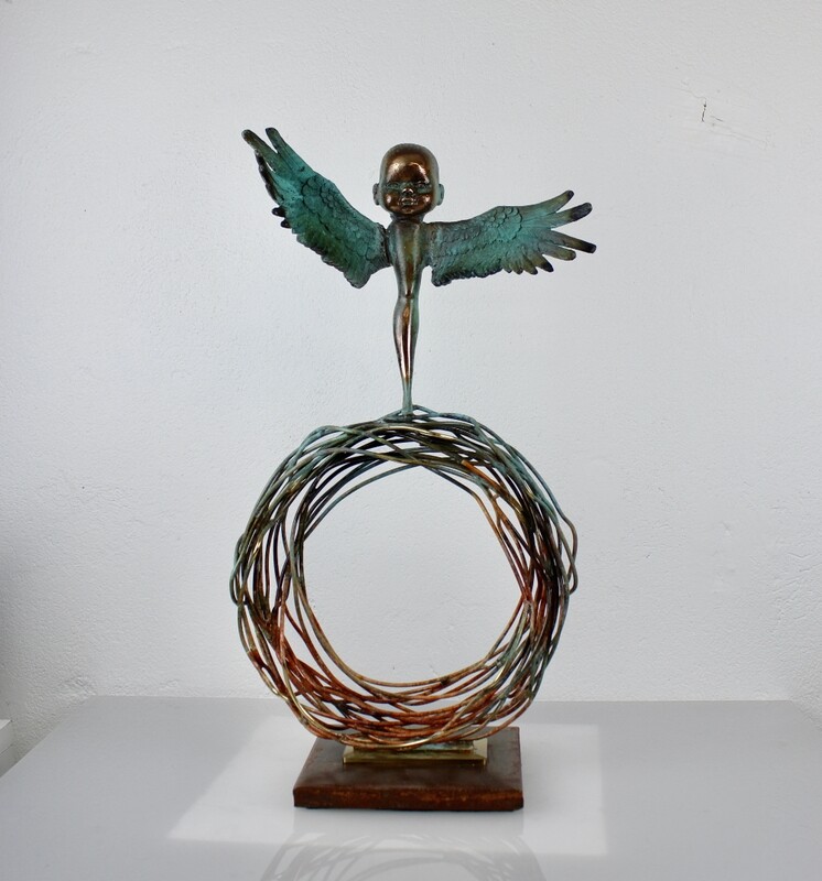 Fly on the wings of love 45 cm