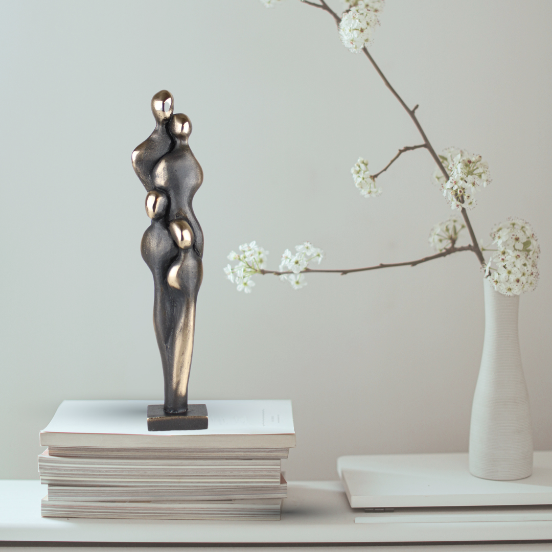 Bronzeskulptur Familie – Par med 2 børn -  18 cm
