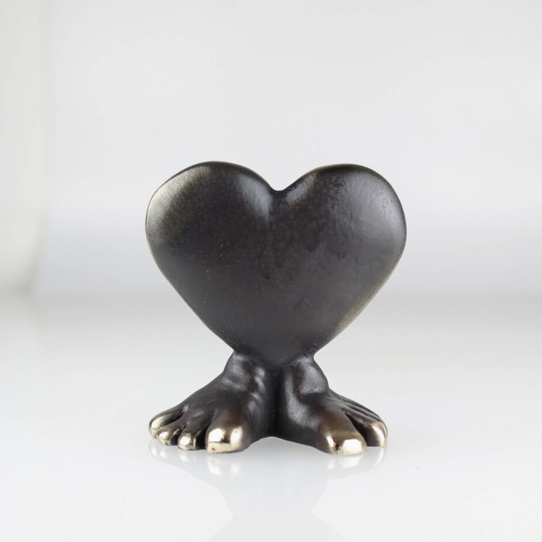 Running Heart - Large 8 x 7 cm.
