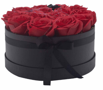 Soap Flower Gift Bouquet - 14 Red Roses - Round