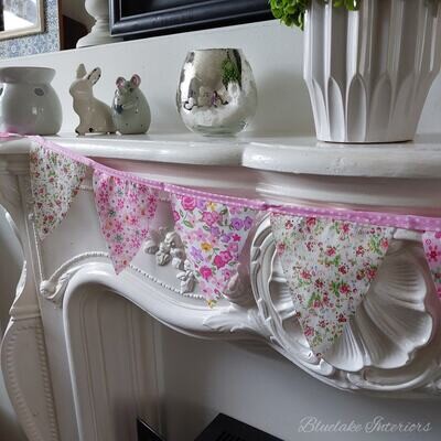 Pretty Bright Pink Ditsy Floral Bunting