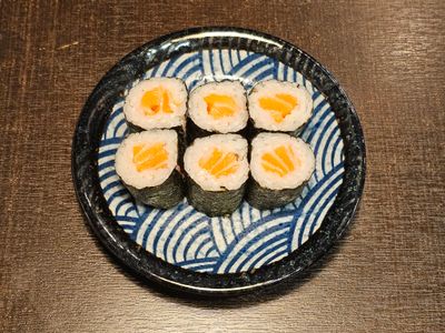 Salmon Maki