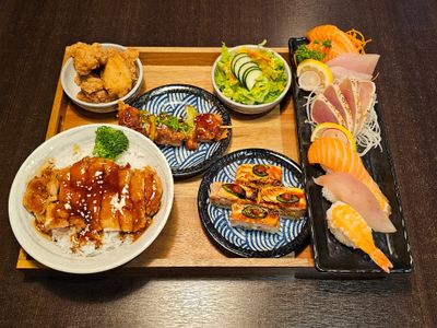 LUNCH SPECIAL
