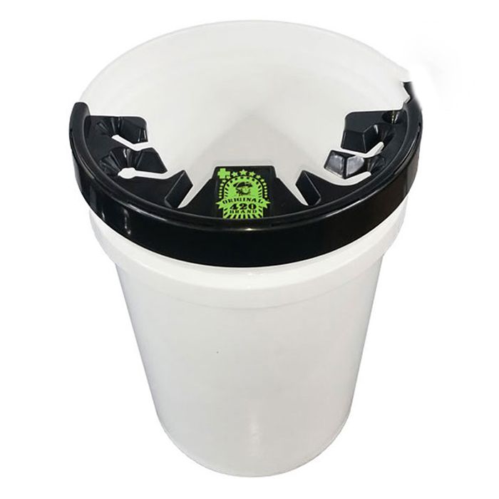 DeBudder Bucker 5 gallon Bucket Lid Stem Removing Bucking Tool