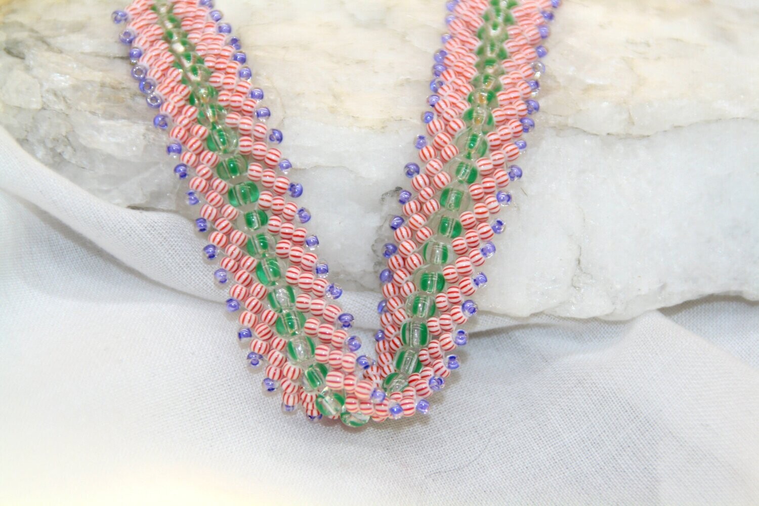 Armband in fröhlich