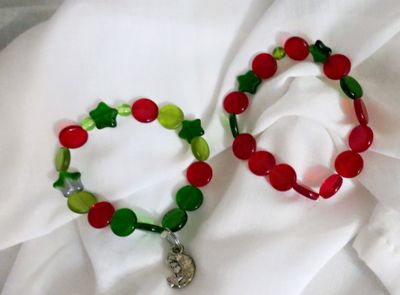 Upycling-Armband in grün und rot