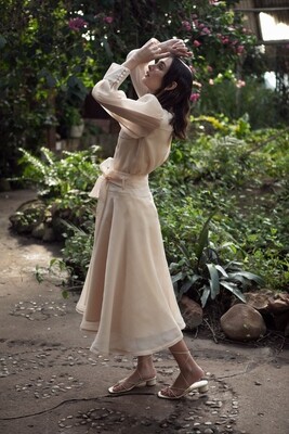 LIVIA SHEER LINED HALF CIRCLE SKIRT (Beige / Mink) LIVIA SHEER LINED HALF CIRCLE SKIRT (Beige / Mink)