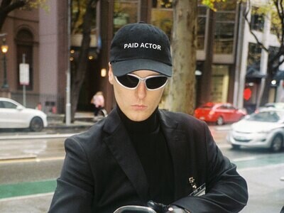 PAID ACTOR HAT