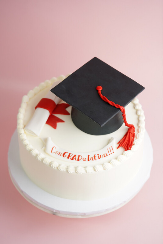 Graduation Buttercream Cake