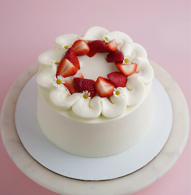 Strawberry Short Cake | NYC Bakery & Cakes â€“ AnnTremet