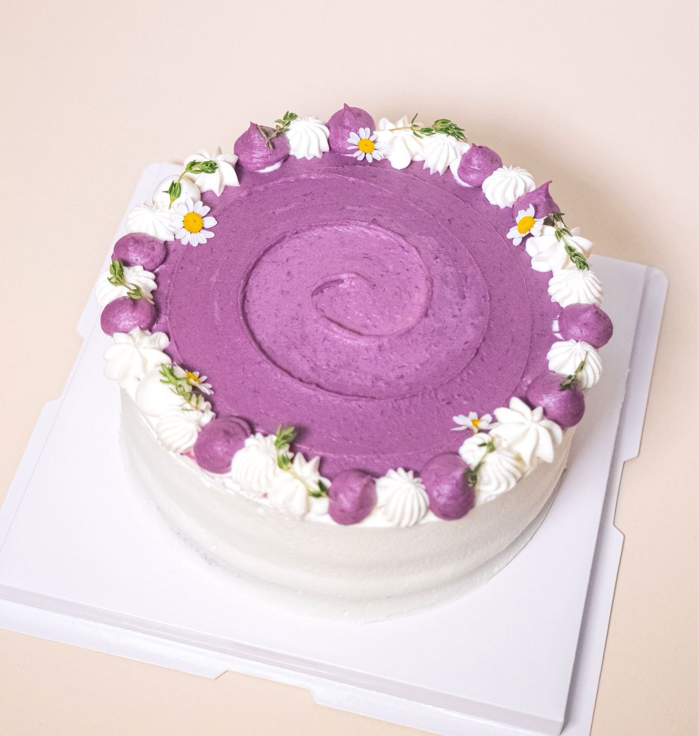Taro &amp; Purple Yam Fresh Cream Cake
