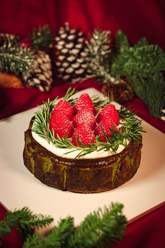 Strawberry Matcha Basque Cheesecake