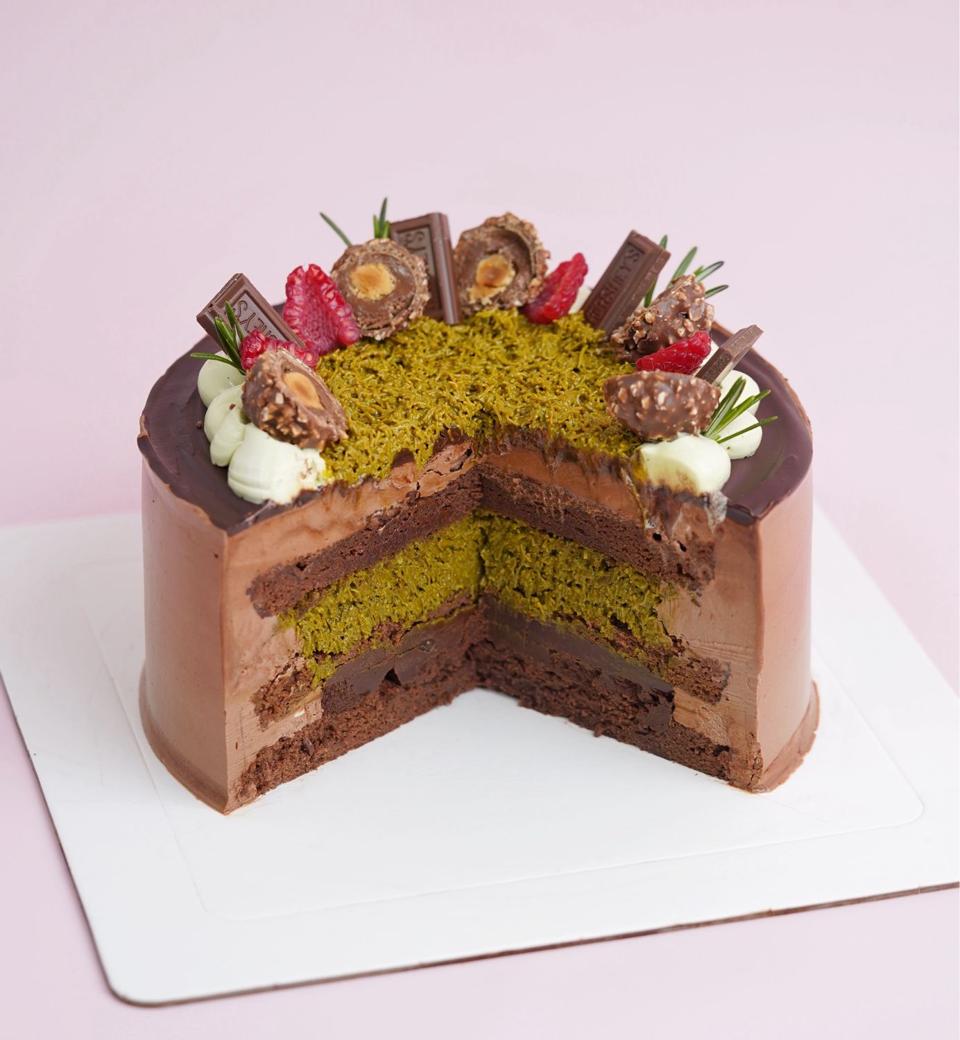 Dubai Chocolate Butter Cream Cake