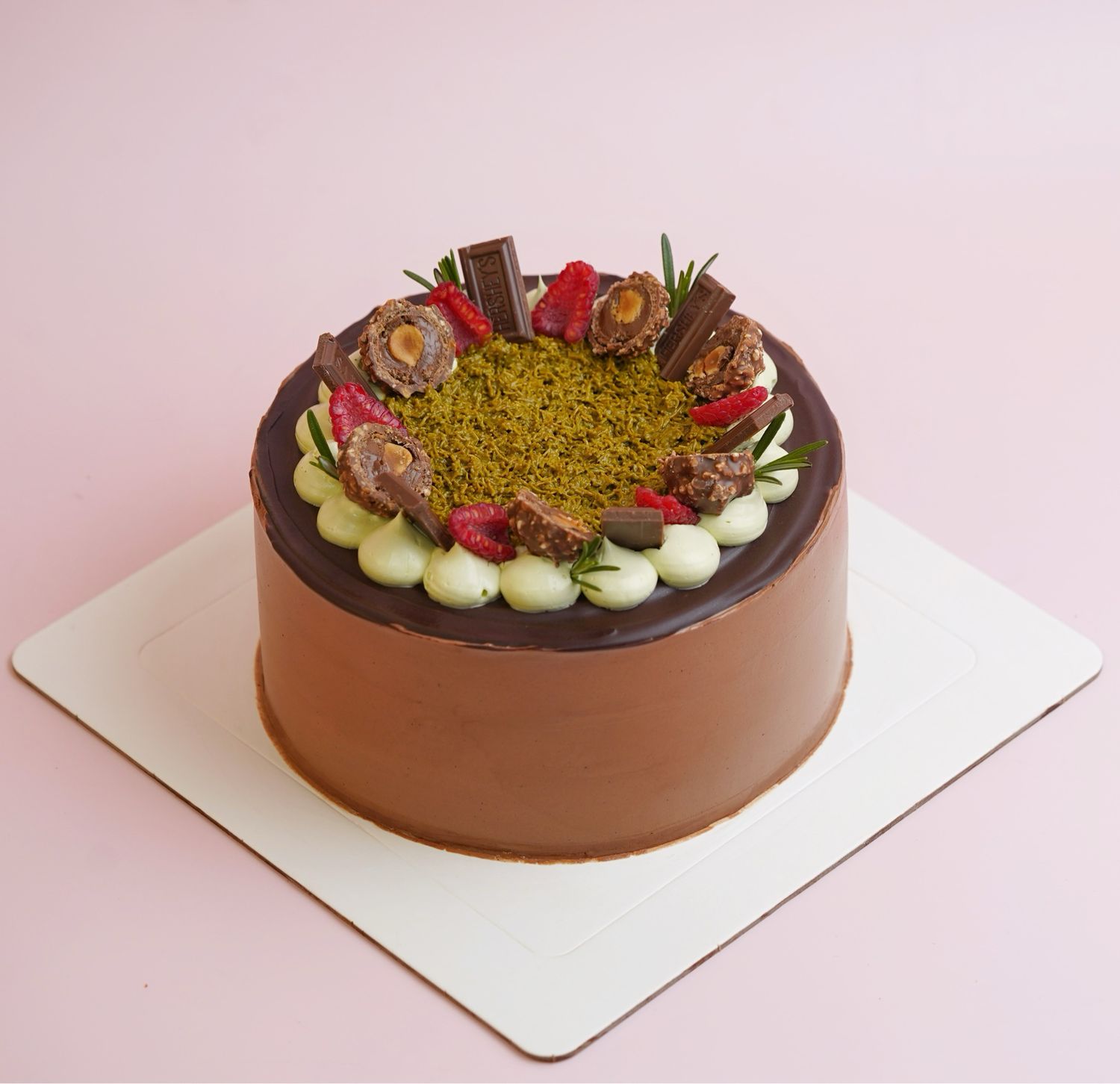 Dubai Chocolate Butter Cream Cake