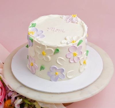Mother&#39;s Day Buttercream Cake 2025