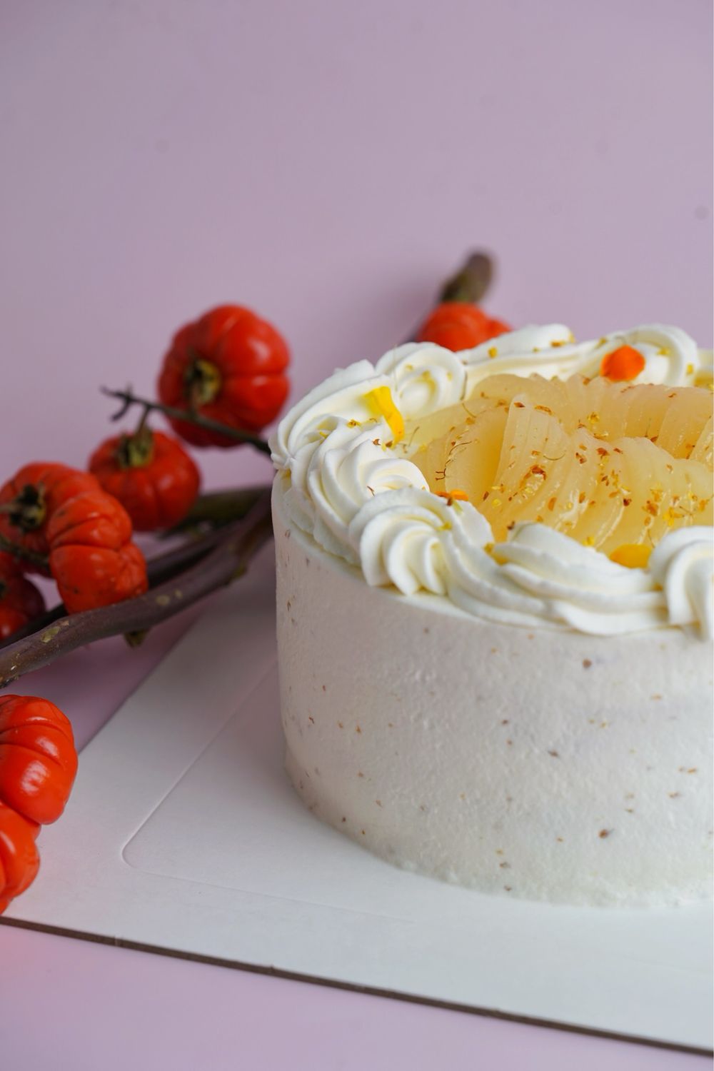 Pear &amp; Osmanthus Honey Fresh Cream Cake