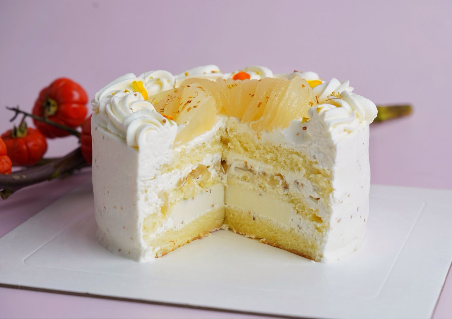 Pear &amp; Osmanthus Honey Fresh Cream Cake