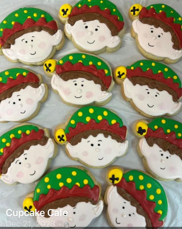 Adult Dinner And Christmas Cookie Decorating and Sip Saturday 12/13 5pm-9pm