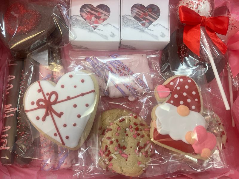 Valentine’s Day Treat Box
