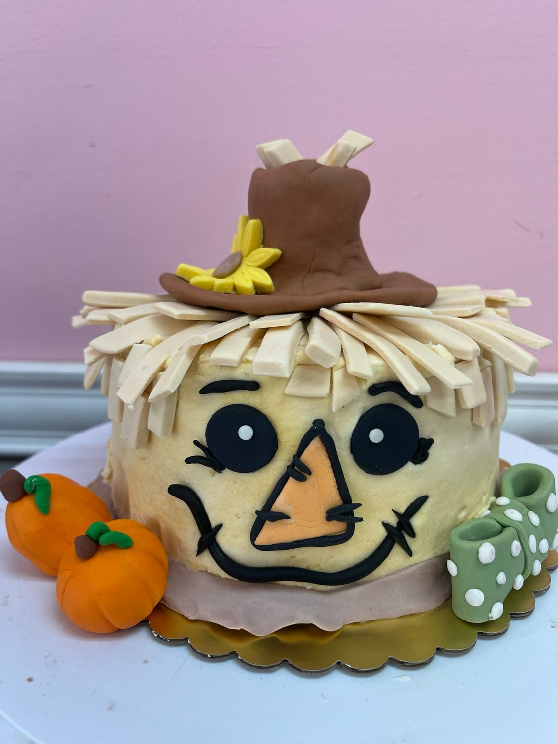 Kids Scarecrow Bake and Decorate Monday October 13th 10am-3pm.