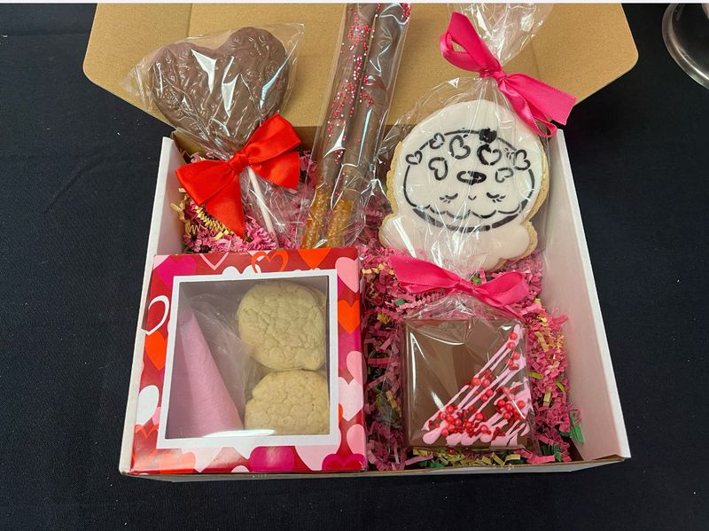 Kids Sweet Heart Activity Box