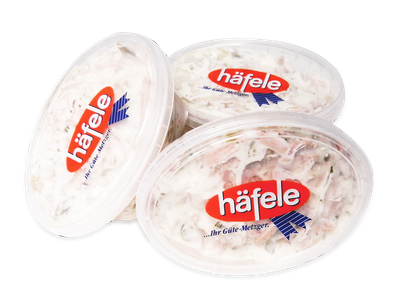 Fleischsalat mit Joghurt und Kräutern Fleischsalat mit Joghurt und Kräutern